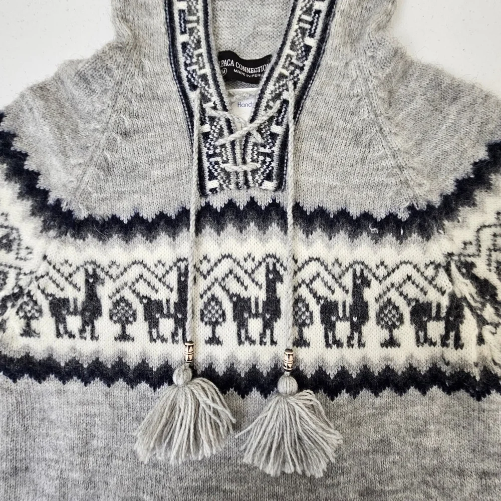 Alpaca Connection Sweater Womens Size M Gray Wool Hooded Pullover Fringe Pocket - Picture 11 of 16